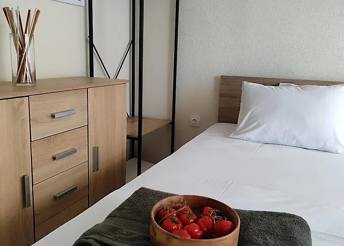 M&s Homes 2 Bedrooms דירה *